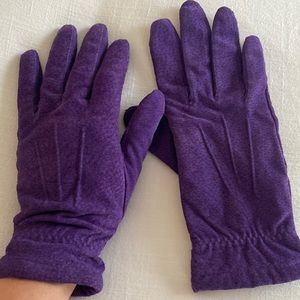 Purple suede gloves